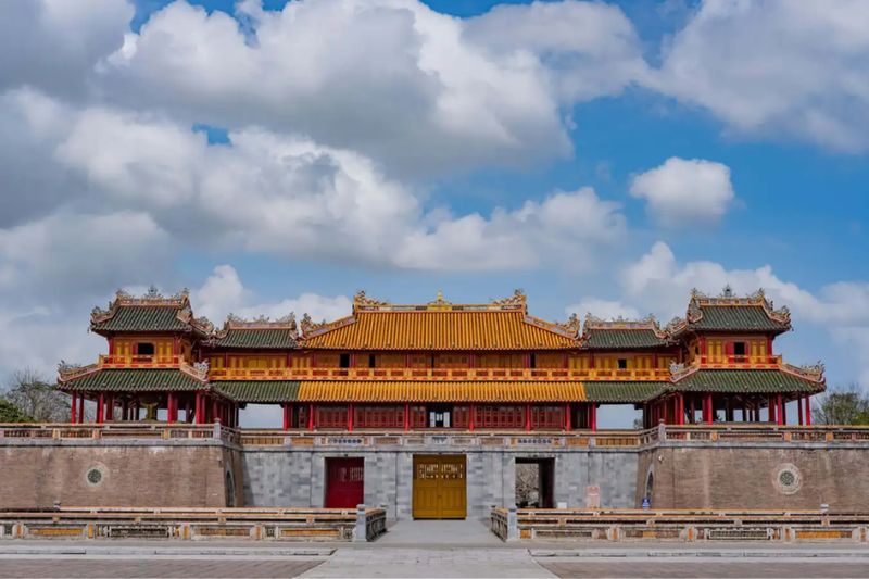 Discover the top 20 memorable destinations in Hue ancient capital (Part 2)