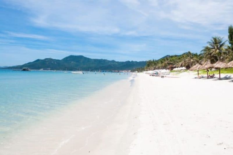 Doc Let Beach – Vietnam's Hawaiian Beach
