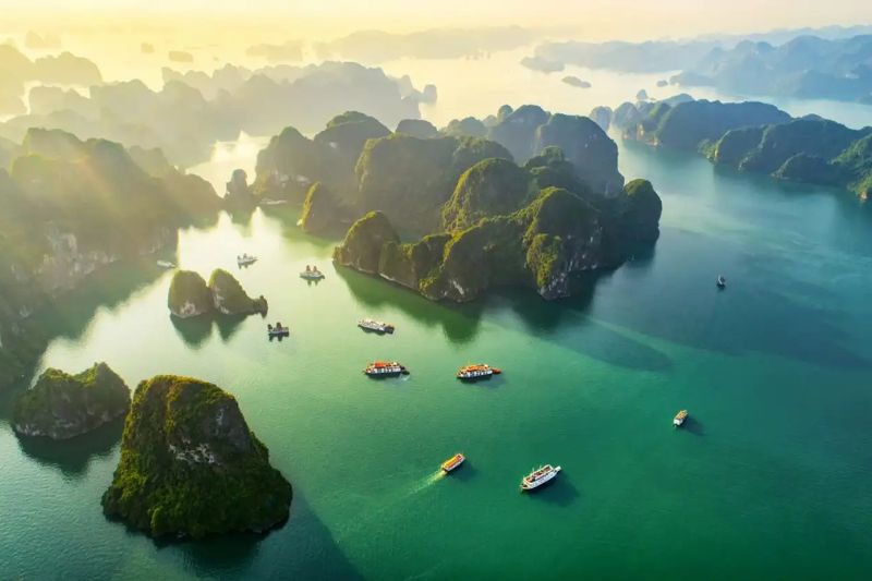 Ha Long - a famous destination known by many tourists when traveling to Quang Ninh