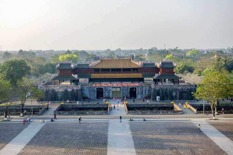 Visit Hue Ancient Capital in October to immerse in the ancient atmosphere