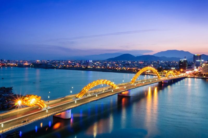 Da Nang in February always retains its bustling and bustling features of tourists