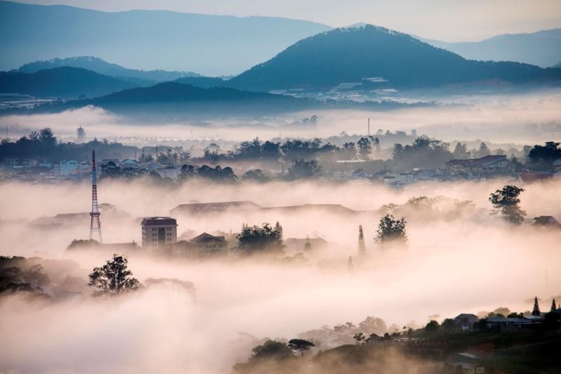 In July, experiencing the misty Da Lat and seeing the beautiful scenery here is so wonderful!