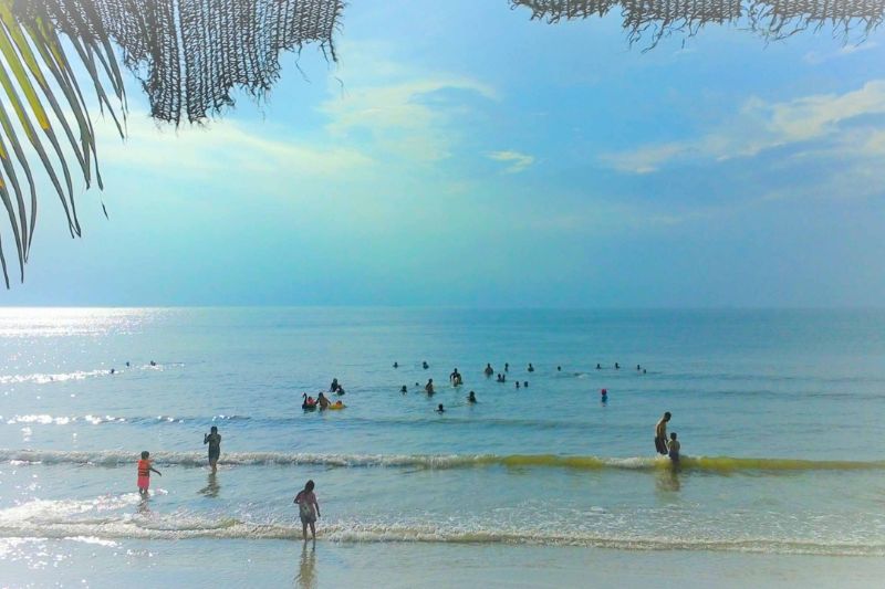 Hai Tien beach is gentle and lovely - is one of the beautiful beaches in Thanh Hoa