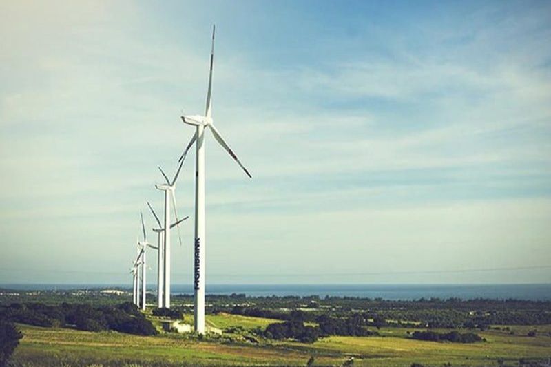 Wind turbine field - an ideal check-in point for all tourists