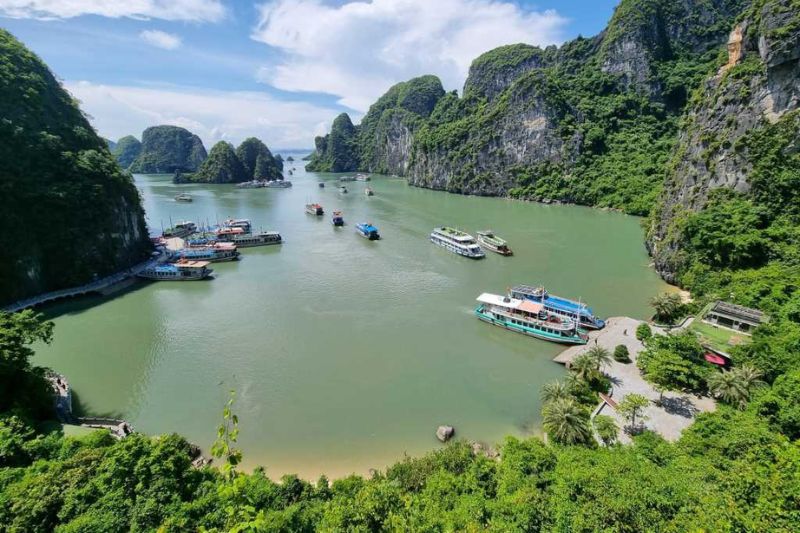 Admire the magical beauty of World Heritage Site Ha Long Bay - Cat Ba Archipelago