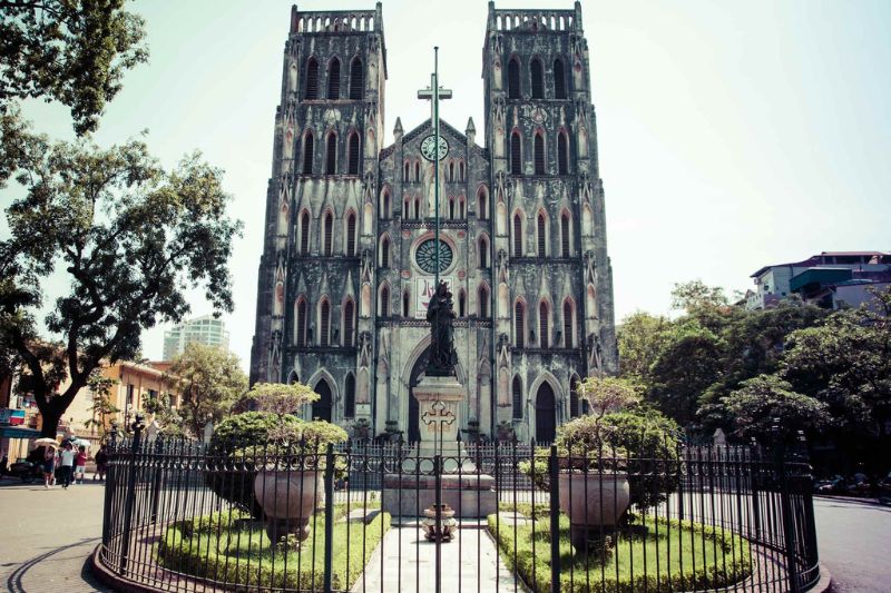 Discover Hanoi Cathedral - the most beautiful ancient church in the capital