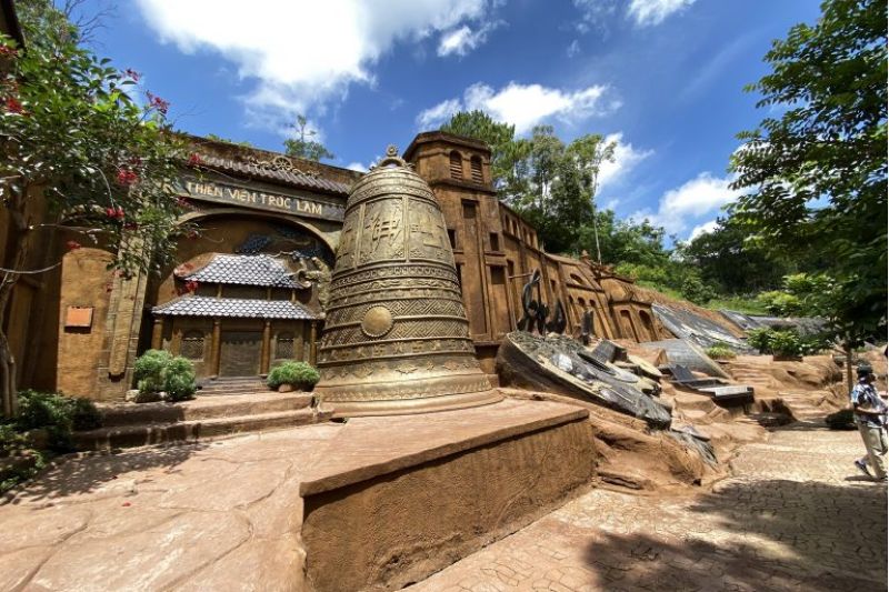 Truc Lam Zen Monastery in Dalat with its unique architecture and pure space is also an attractive destination for tourists