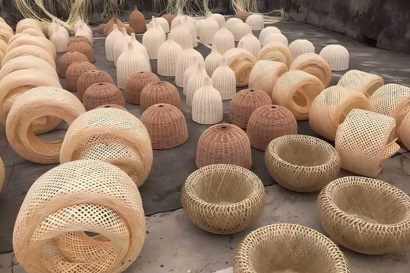 Phu Vinh rattan and bamboo craft village - Preserving the quintessence of Vietnamese land