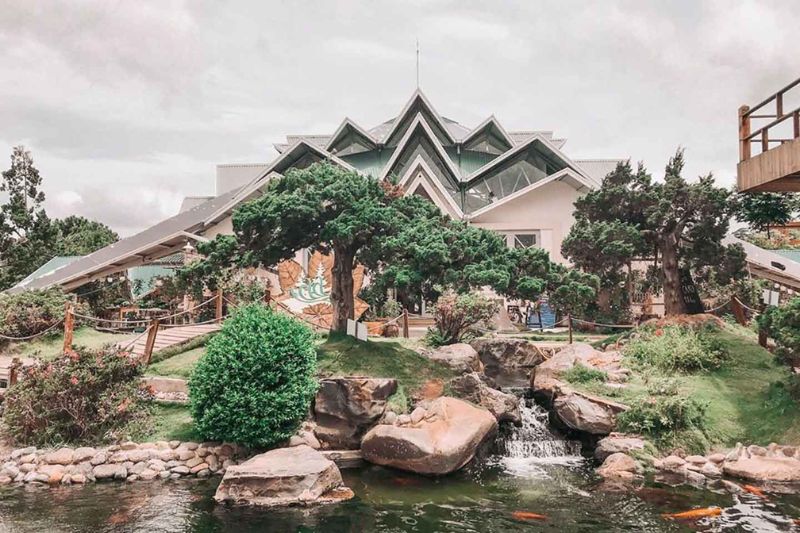 Impressive with unique design and romantic scenery in La Phong Dalat Tourist Area