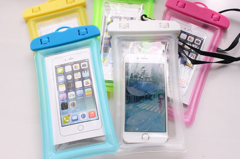 When going to the beach, you should prepare waterproof items for your phone