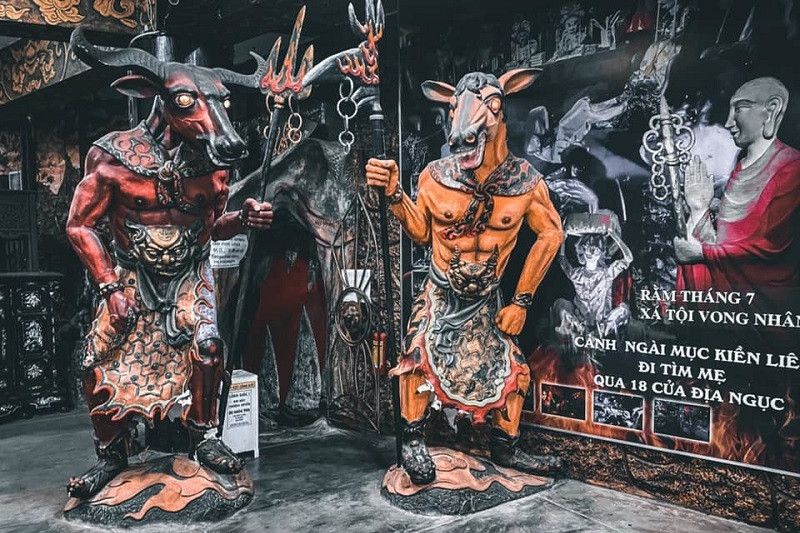 18 floors of hell attract visitors with the creepy design of 18 gates in hell