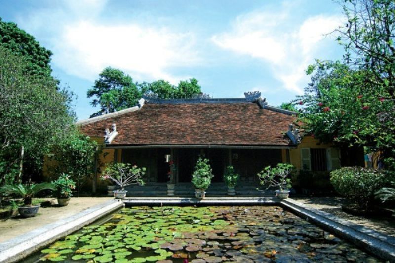 Hue-garden-house