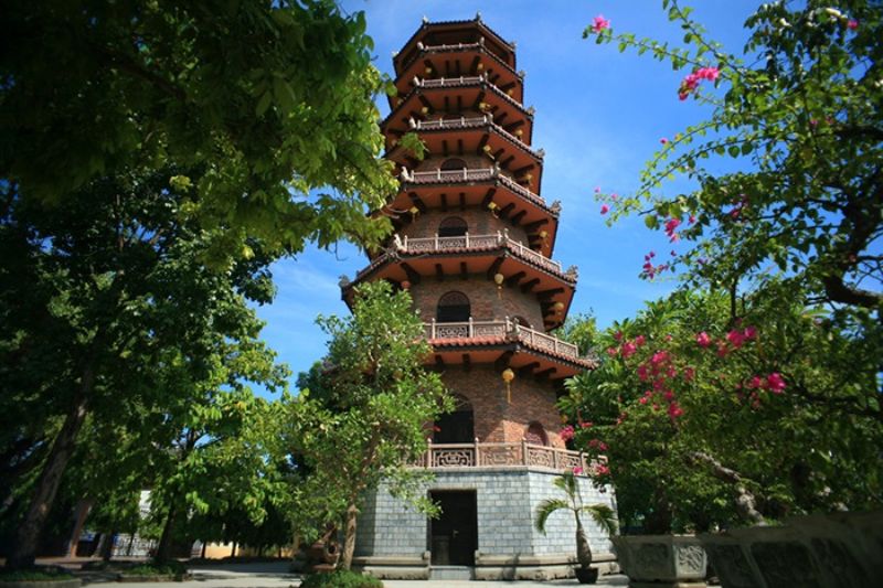 Tu-Dam-pagoda